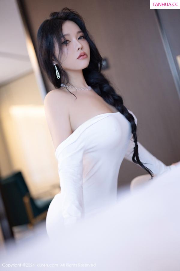 小娜比  [XiuRen]高清写真图 2024.09.05 No.9115 娜比 黑丝美腿第56张图片
